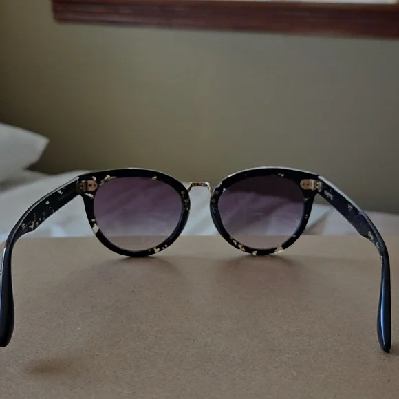 TOMS Yvette Sunglasses - Picture 3 of 10